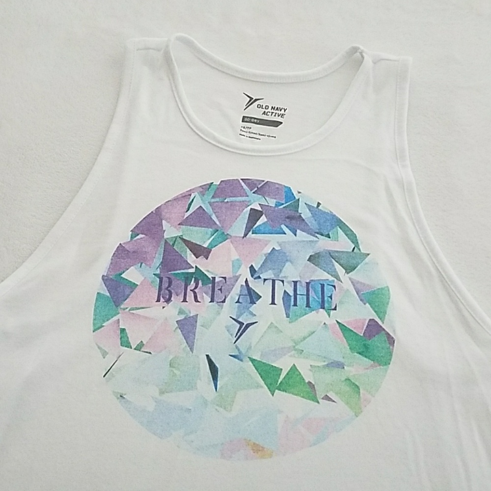 🚨BUNDLE & SAVE 🚨 Old Navy Active Tank